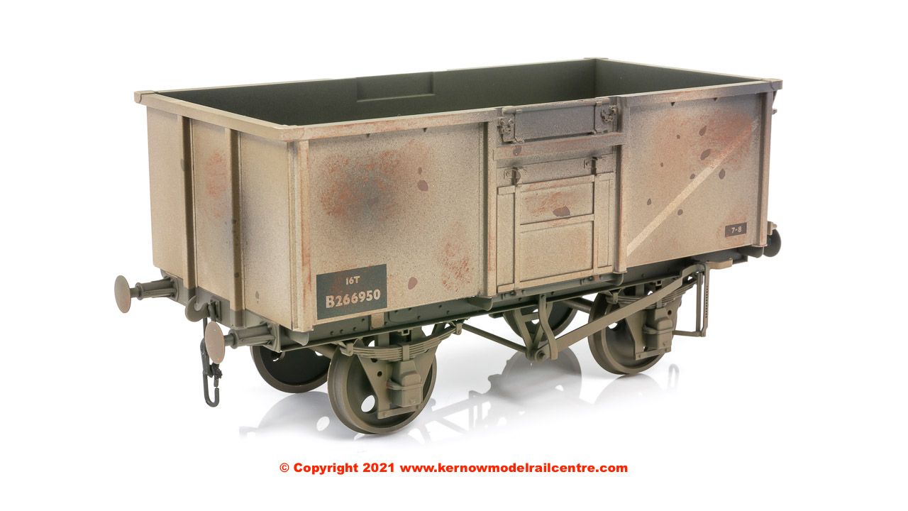 GM7410302 Dapol 16 Ton Mineral Wagon number 266950 - BR Grey - Weathered